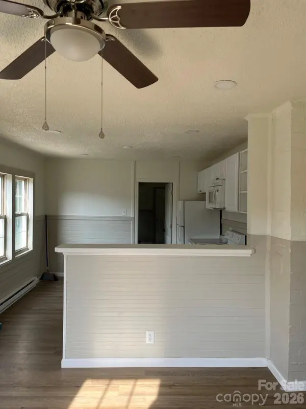 723 Hunt ST, Statesville, NC 28677