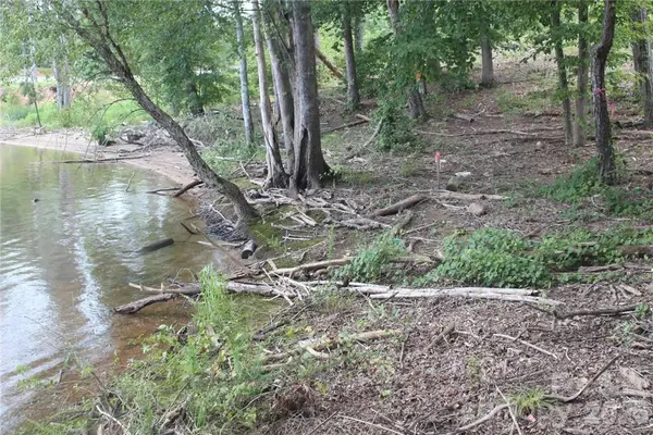 1792 Waters Edge DR #61, Granite Falls, NC 28630
