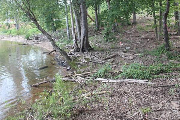 1792 Waters Edge DR #61, Granite Falls, NC 28630