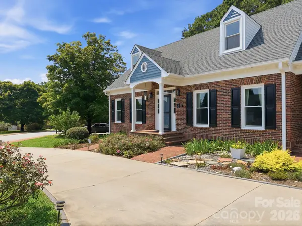 100 Arabian LN, Salisbury, NC 28147