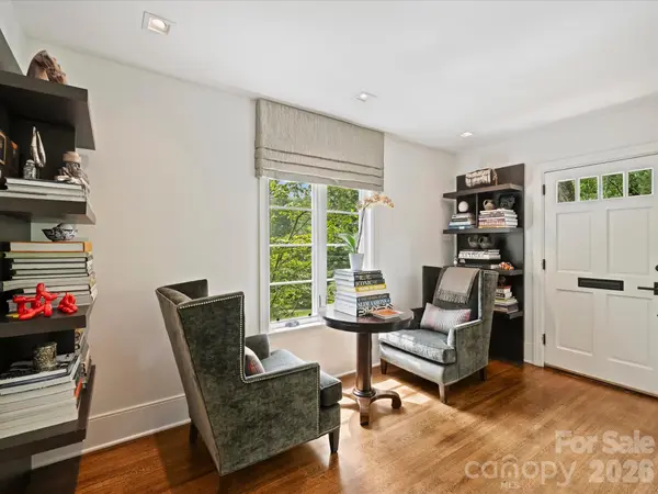 943 Romany RD, Charlotte, NC 28203