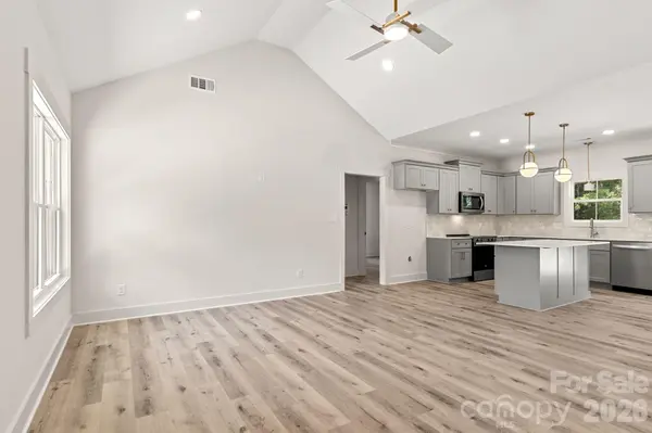 151 McCorkle ST, York, SC 29745