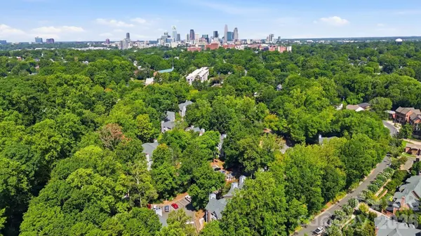 2510 Cranbrook LN #6, Charlotte, NC 28207