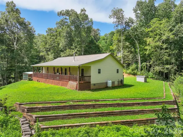 247 Poker Branch RD, Sylva, NC 28779