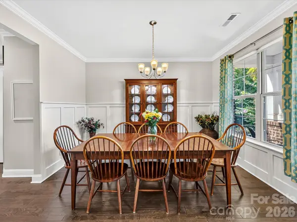 104 Sweet Grass LN, Mooresville, NC 28115