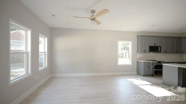 501 Granby CIR, Charlotte, NC 28217