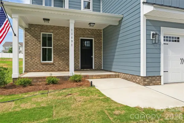 11591 Valley Oaks LN, Stanfield, NC 28163