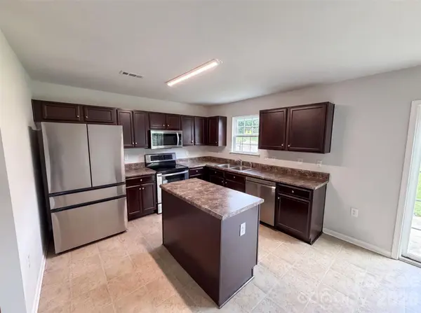 802 Bartram AVE, Concord, NC 28025