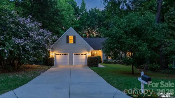235 Withershinn DR, Charlotte, NC 28262