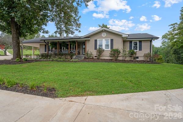 29 Pleasant Hill RD, Marion, NC 28752