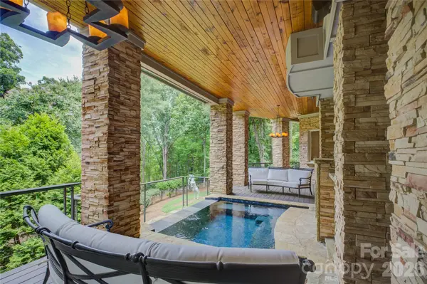 10310 Wildlife RD, Charlotte, NC 28278