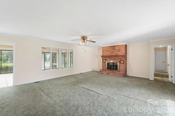 197 Park RD, Mount Holly, NC 28120