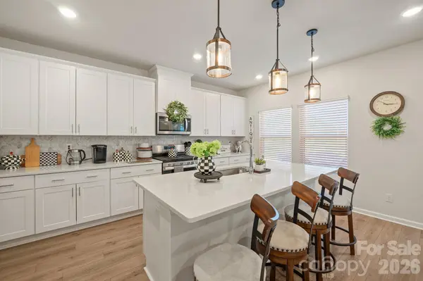 109 Drover DR, Mooresville, NC 28115