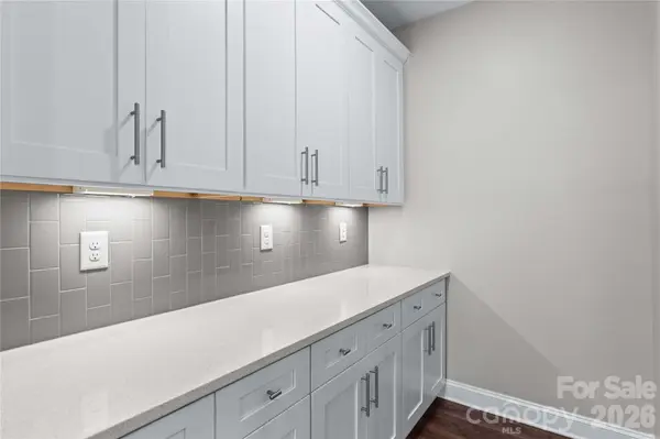 117 Farrier LN #60, Statesville, NC 28677