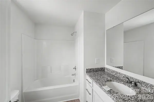 211 E 8th AVE, Gastonia, NC 28054