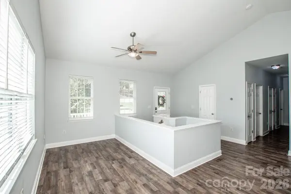 127 Wood Acre DR, Mooresville, NC 28115