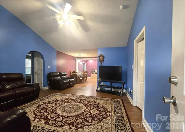 110 Mill Creek DR, Kings Mountain, NC 28086