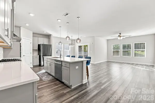 9113 Myrna DR, Gastonia, NC 28056