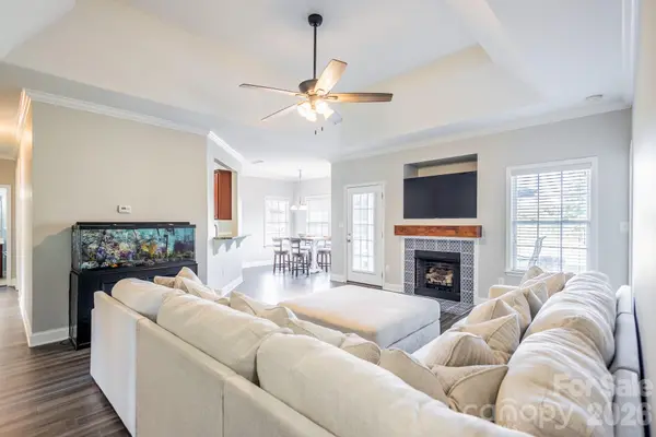 141 Logan Ridge DR, Statesville, NC 28677