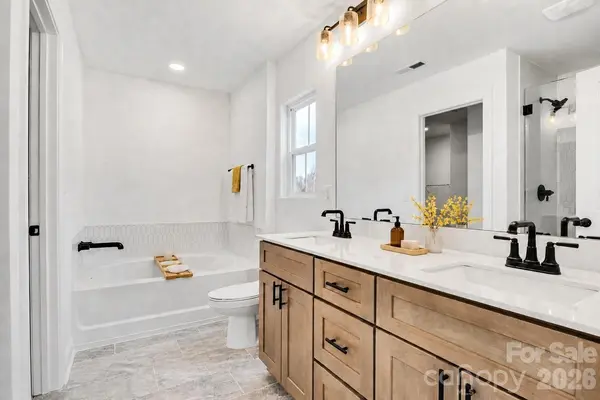 1405 Sanctuary ST, Kannapolis, NC 28083