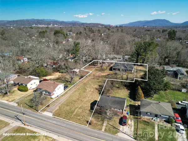 192 Brevard RD #4, Asheville, NC 28806