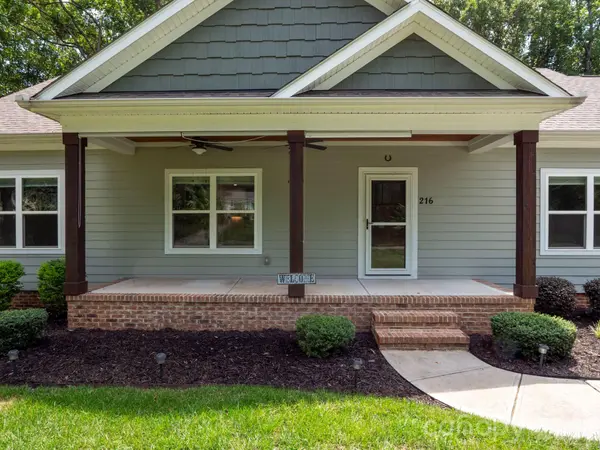 216 Paradise DR, Belmont, NC 28012