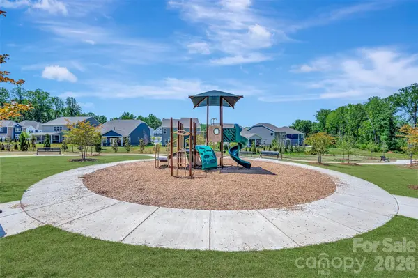 620 Nutgrove DR NW, Concord, NC 28027