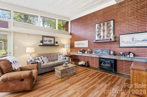 1656 Eastwood DR, Kannapolis, NC 28083