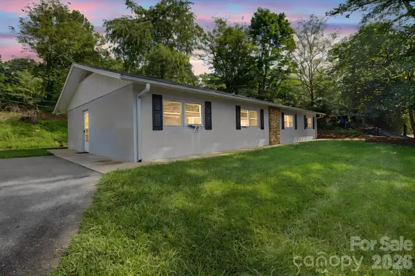 575 Sand Hill RD, Asheville, NC 28806