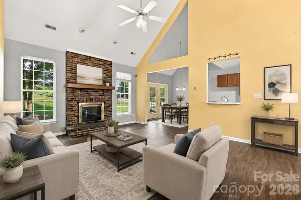 1000 Barbee Farm DR, Monroe, NC 28110