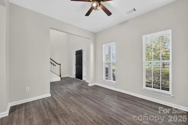 141 Crestwood DR, Mount Holly, NC 28120