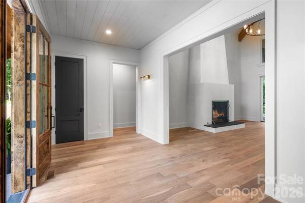 55 Settlers CV, Brevard, NC 28712