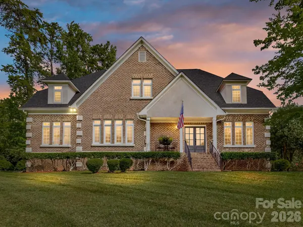 3520 Providence Plantation LN, Charlotte, NC 28270