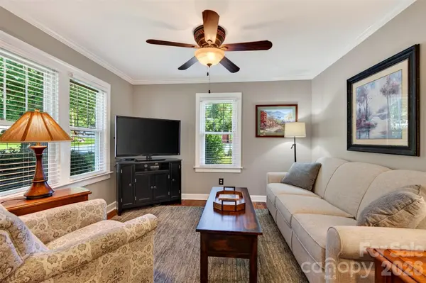 206 Kerlee Heights RD, Black Mountain, NC 28711