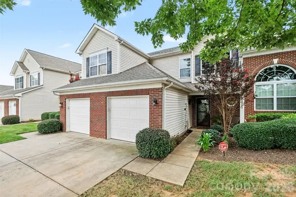 12058 Stratfield Place CIR, Pineville, NC 28134