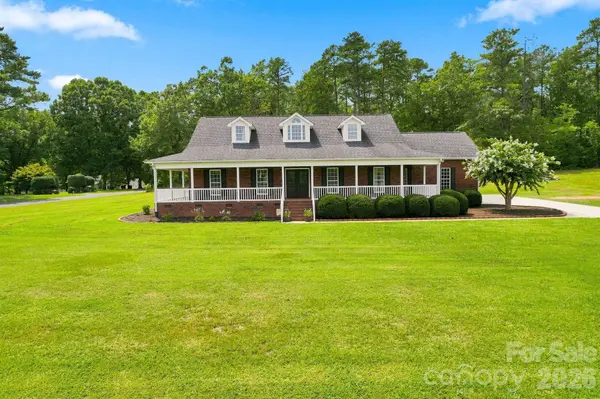 1134 Oakwood DR, Chester, SC 29706