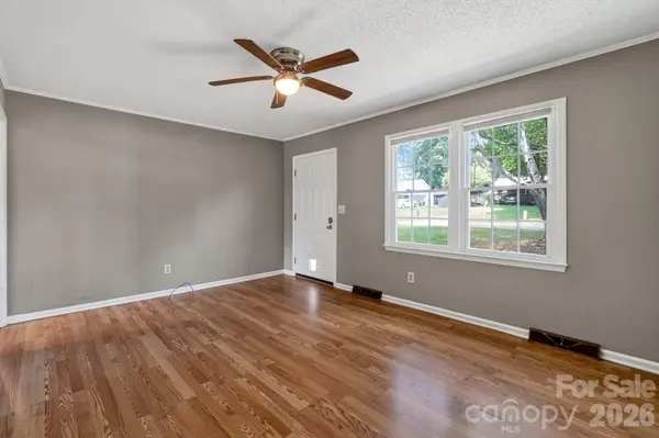 123 Robinette LN, Statesville, NC 28625