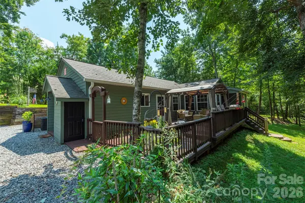 4895 Hudlow RD, Union Mills, NC 28167