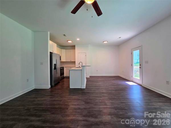 1121 Cleveland AVE, Gastonia, NC 28052