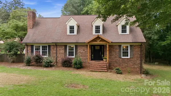 360 Small RD, Randleman, NC 27317