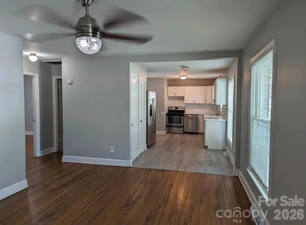 6610 Woodstream DR, Charlotte, NC 28210