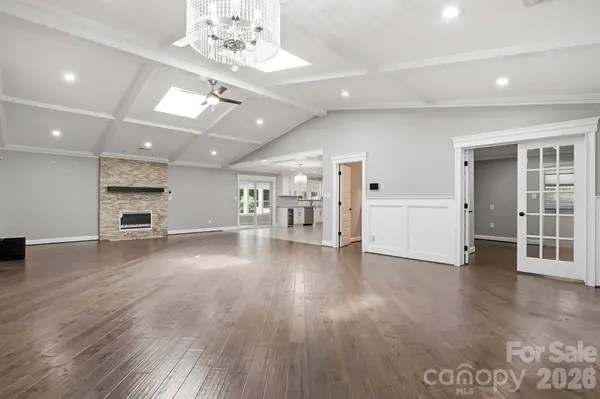 14010 Mareshead LN, Matthews, NC 28105