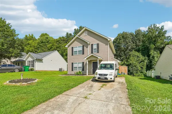 4926 Elizabeth RD, Charlotte, NC 28269