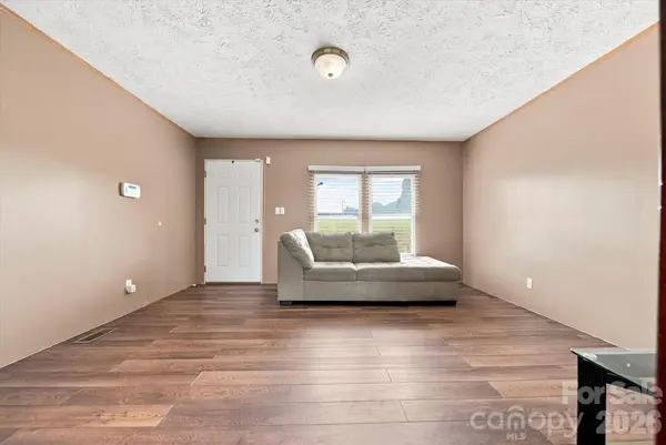 8660 Hollywood DR, Connelly Springs, NC 28612
