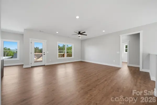 426 Huntington Woods ST SE, Lenoir, NC 28645