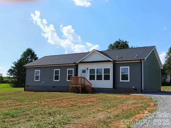 570 Drumstand RD, Stony Point, NC 28678