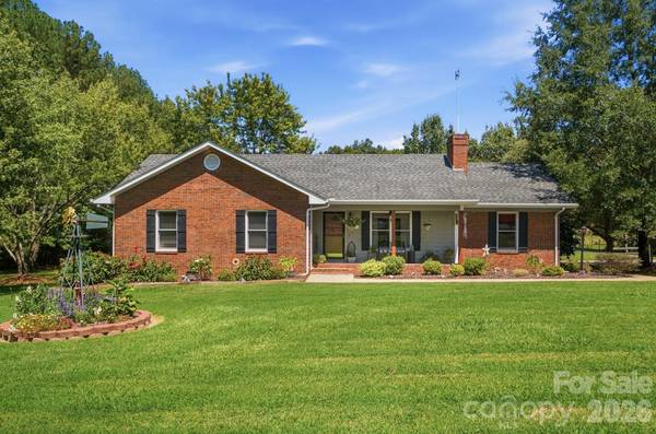 3201 Gilboa RD, Wingate, NC 28174