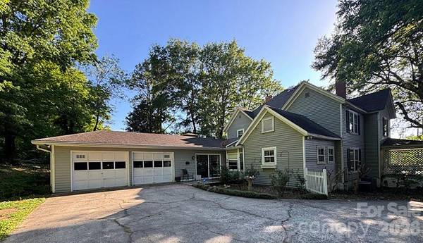 842 N Aspen ST, Lincolnton, NC 28092