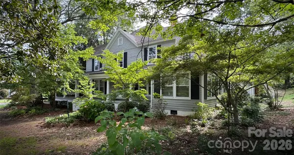 842 N Aspen ST, Lincolnton, NC 28092