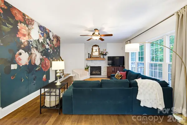 4220 Belle Meade CIR, Belmont, NC 28012